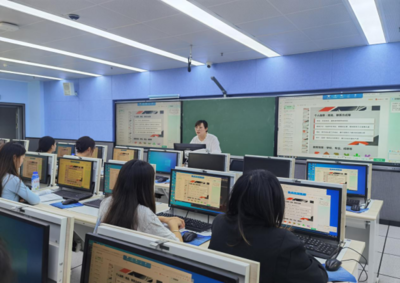 2024年職業(yè)教育活動周 未來技術(shù)學院成功舉辦2025屆畢業(yè)生簡歷制作指導會