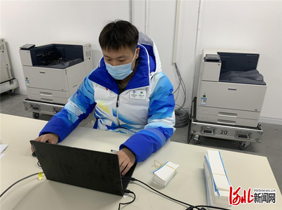 張家口職業(yè)技術(shù)學院志愿者 技術(shù)匠心鑄就冬奧精彩